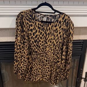 Banana republic XL Peplum Animal Print blouse